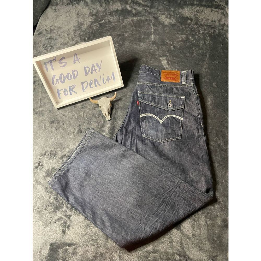 VTG Men’s Levi’s 569 Loose Straight Dark Wash Flap Pocket Jeans